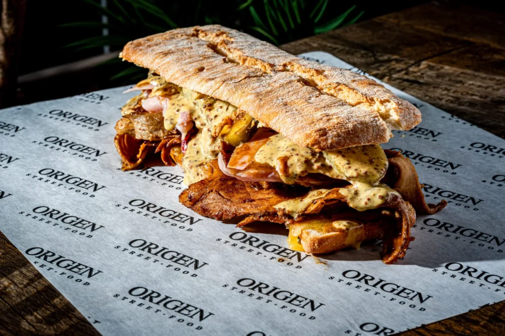 Bocadillo Cubano Pageso de Origen Street Food